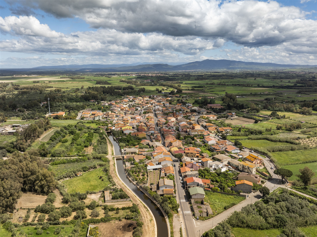 Siamaggiore, veduta aerea del centro abitato