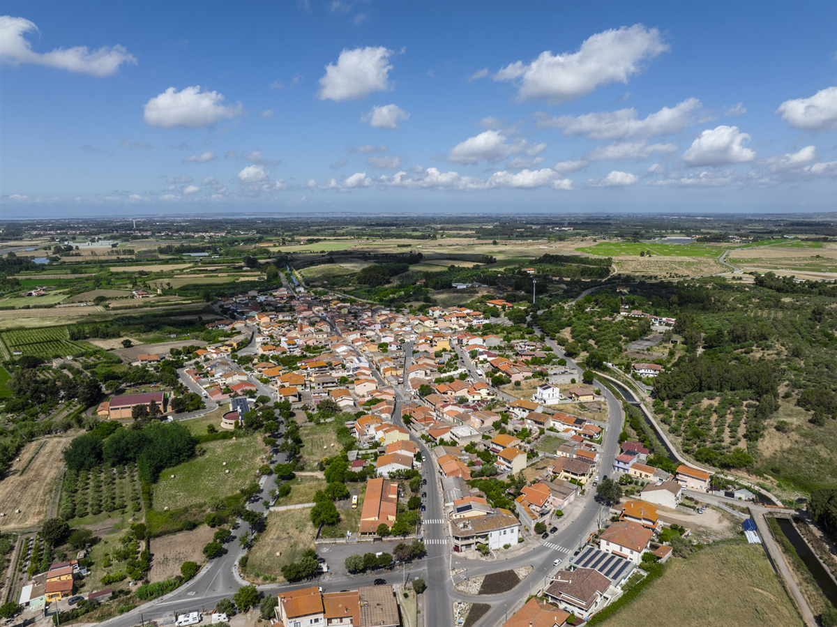 Siamaggiore, veduta aerea del centro abitato